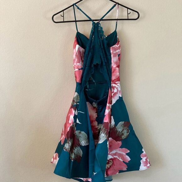 City Studio Floral Fit and Flare Cocktail Party Dress Size 1 (Juniors) (M2) - Picture 4 of 16